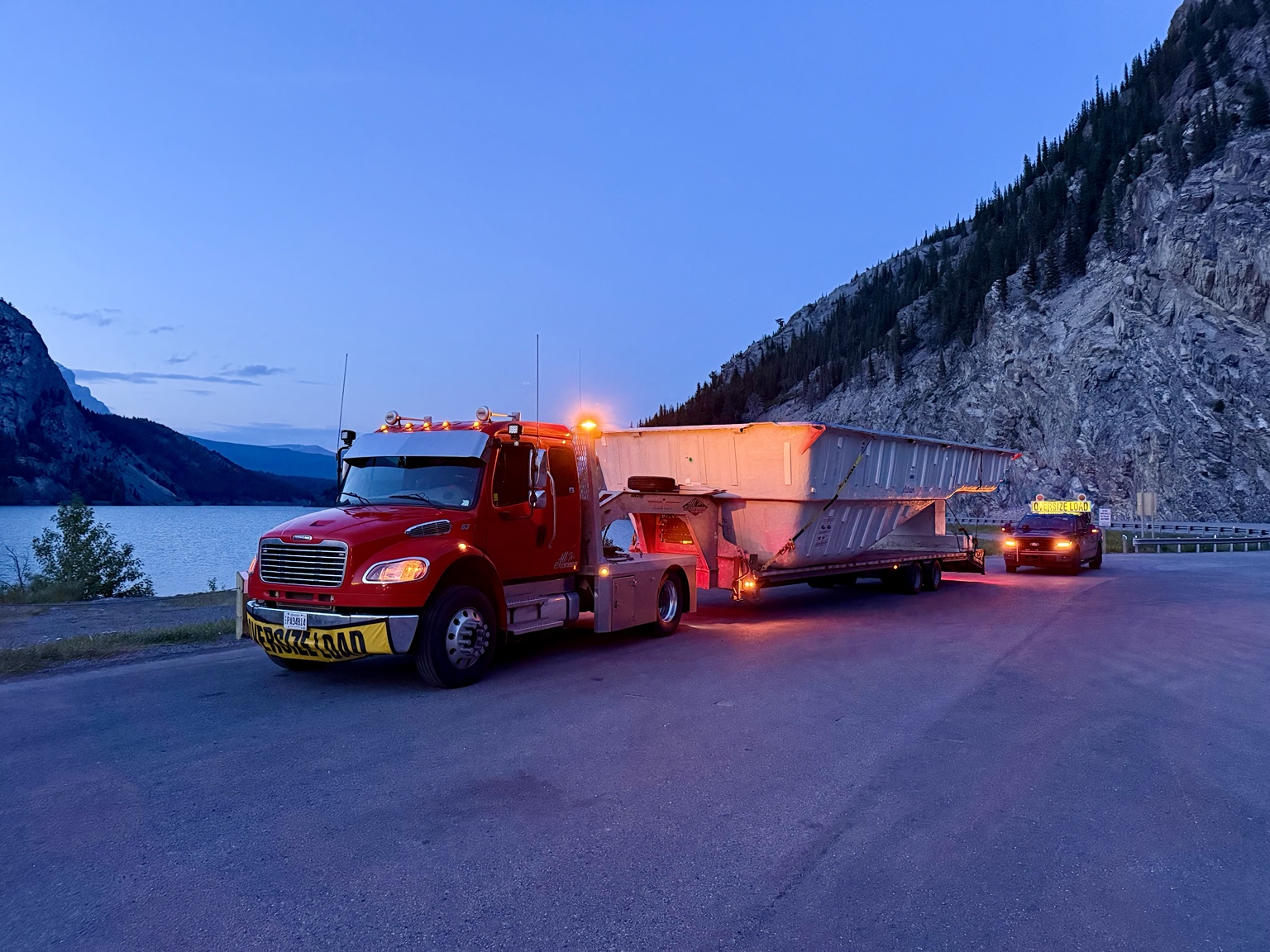 Oversize load in mountain area at night